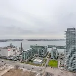 Pristine 1Br + Den -Harbour Front Toronto Downtown -